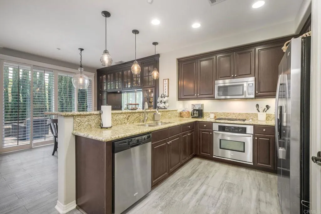https://cdn.realtyfeed.com/cdn/127/306716177/31c41a1b4220c745cdadb8f8ea9ea2ba.webp