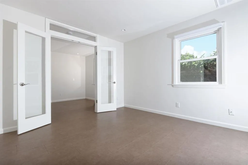 https://cdn.realtyfeed.com/cdn/127/306716196/79a318336d3e730254a930a14b7fd467.webp
