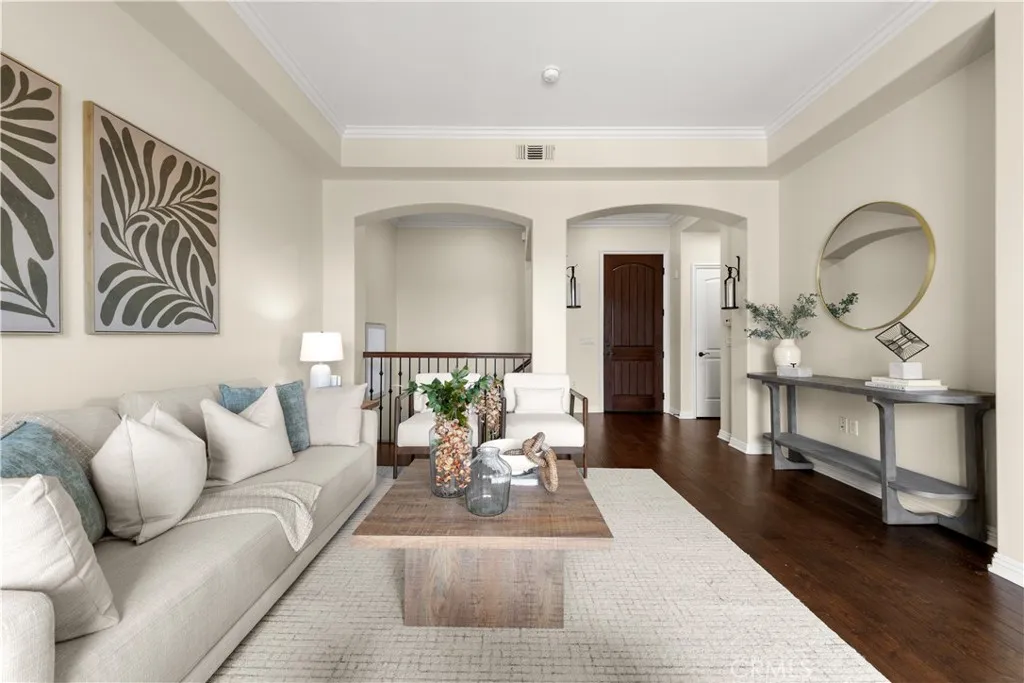 Costa Mesa, CA 92627