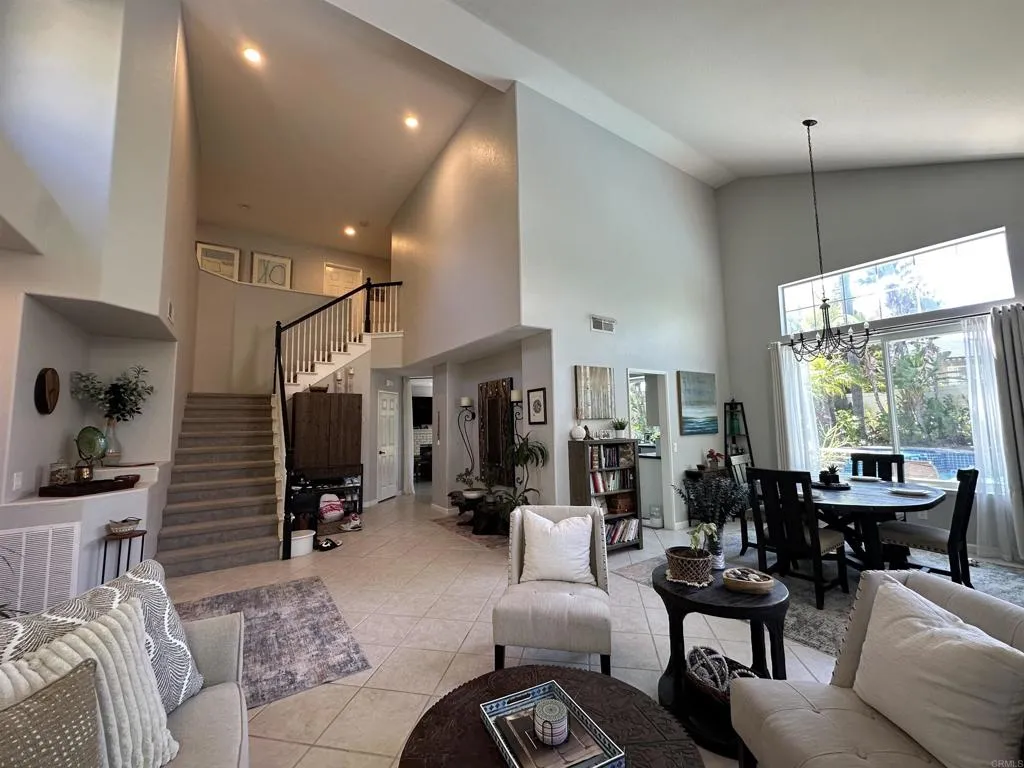 https://cdn.realtyfeed.com/cdn/127/306716273/841c0cdbd44b74f5409ac849e4f0d206.webp