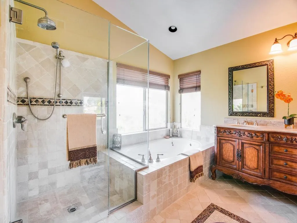 https://cdn.realtyfeed.com/cdn/127/306716273/9cdc68f2383363fbfb5f96c2f566179c.webp