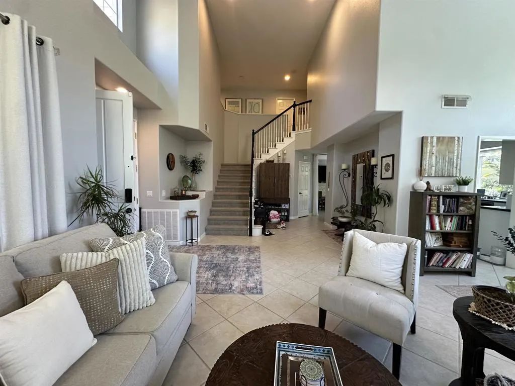 https://cdn.realtyfeed.com/cdn/127/306716273/c233e8c8f1f2e8e707ce32fc0adec74a.webp