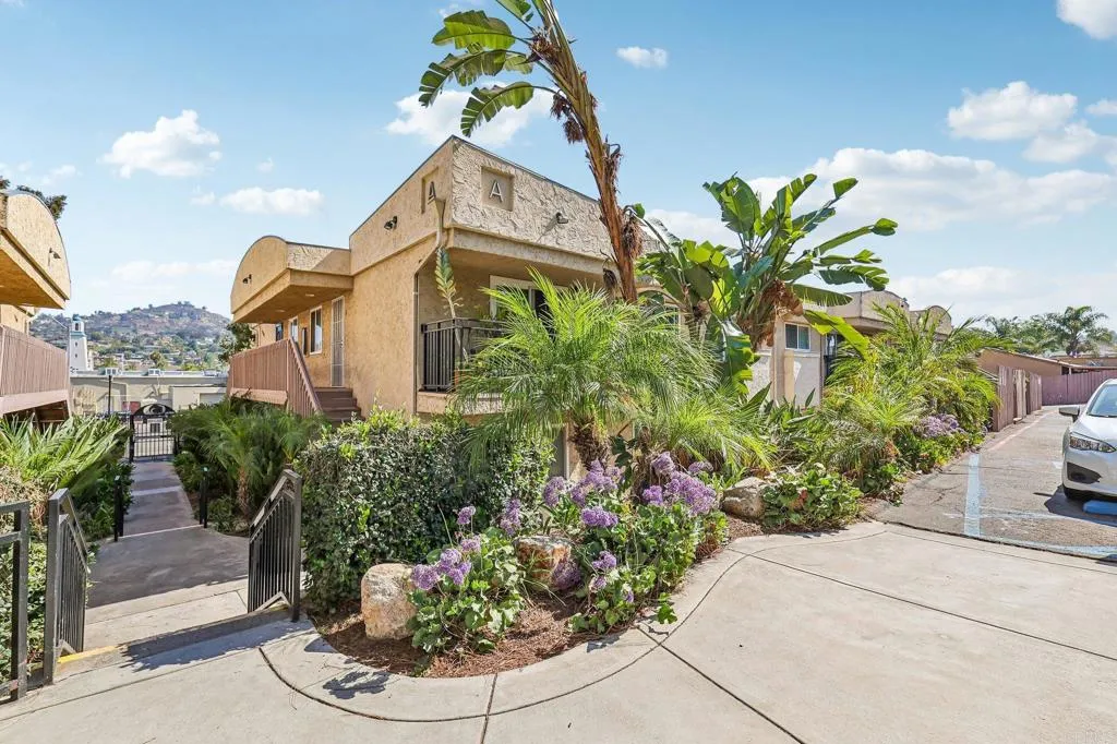 https://cdn.realtyfeed.com/cdn/127/306716307/9e87d31aea5b8935b0fae7c11773da39.webp