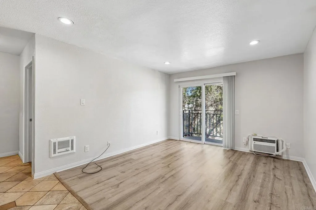 https://cdn.realtyfeed.com/cdn/127/306716307/e0166ad36ff58b9bbcaec24d59bf4a05.webp