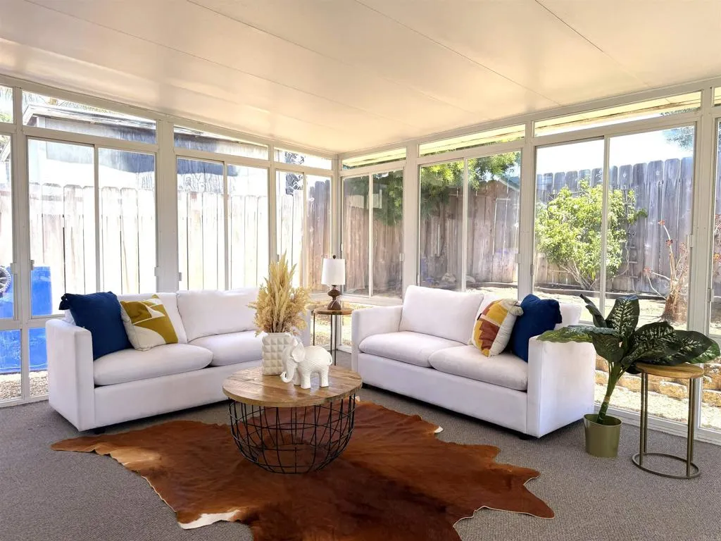https://cdn.realtyfeed.com/cdn/127/306716327/00e567cb8fd8fe640fa5e975aa225dac.webp