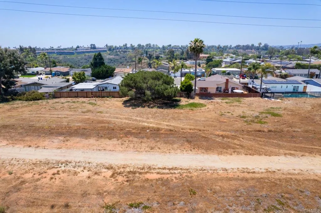 https://cdn.realtyfeed.com/cdn/127/306716327/ce592b2e1ef8bc225d822df05d342cf6.webp