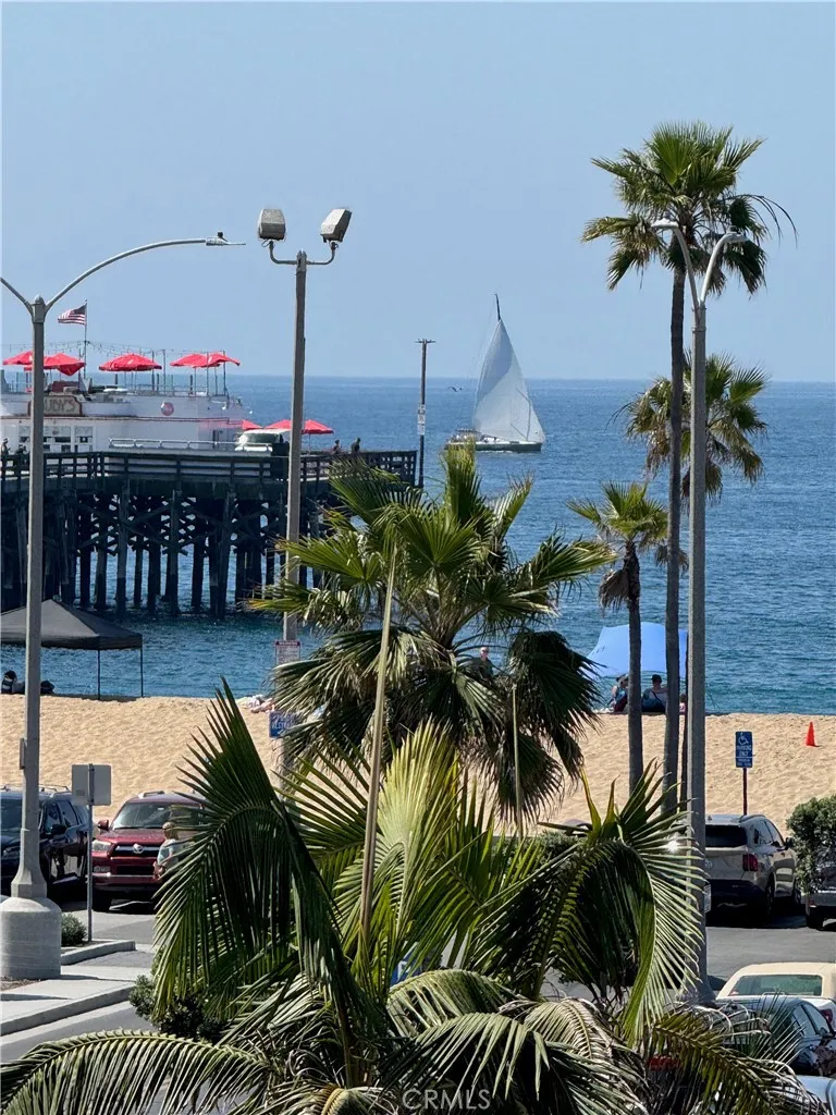 600 E Oceanfront Unit 3 B