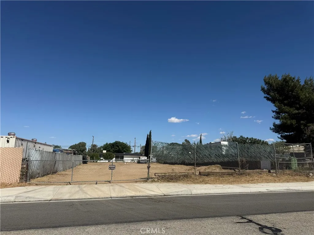 Lancaster, CA 93535