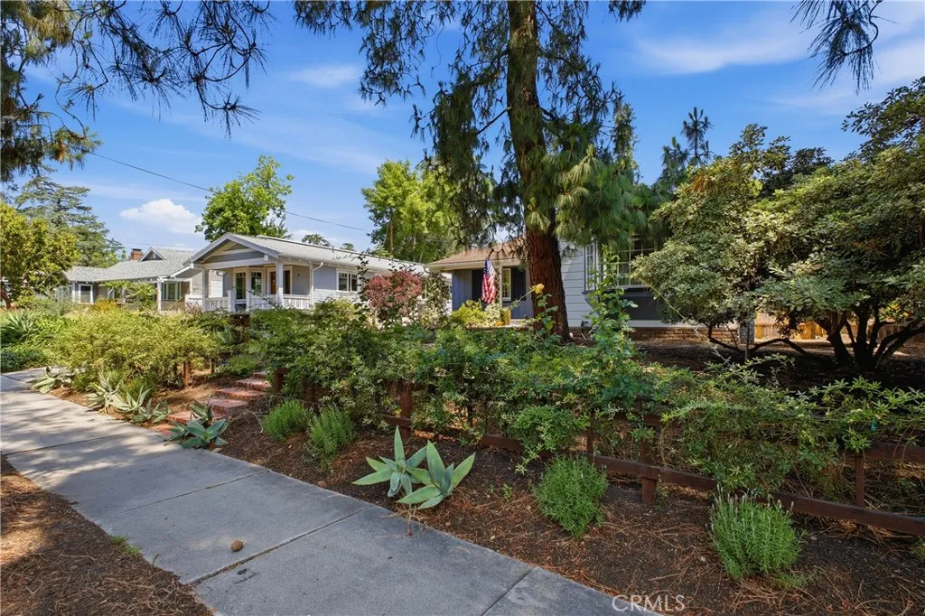 541 E Woodbury, Altadena, CA 91001 - Photo 3 of 48, Altadena, CA
