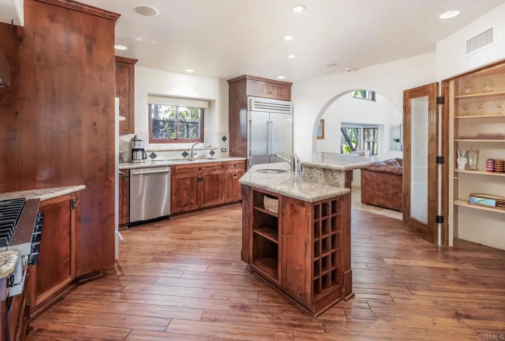 https://cdn.realtyfeed.com/cdn/127/306716416/9e1f156a09284cb0a5333e2b97f7cc6d.webp