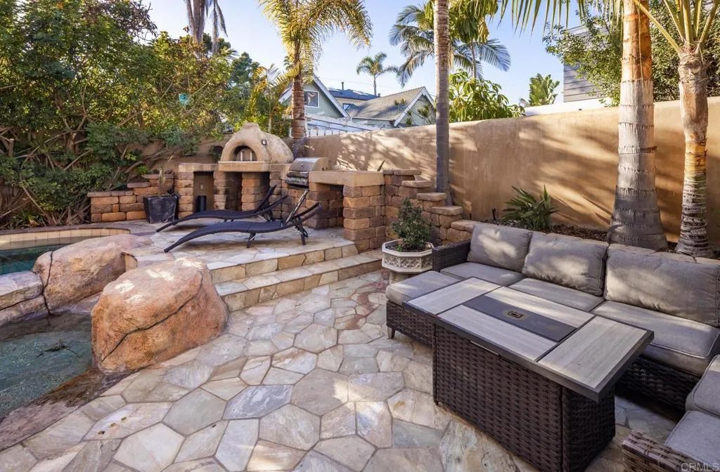 https://cdn.realtyfeed.com/cdn/127/306716416/a7201a89b85bfe549c3735e405b4294e.webp