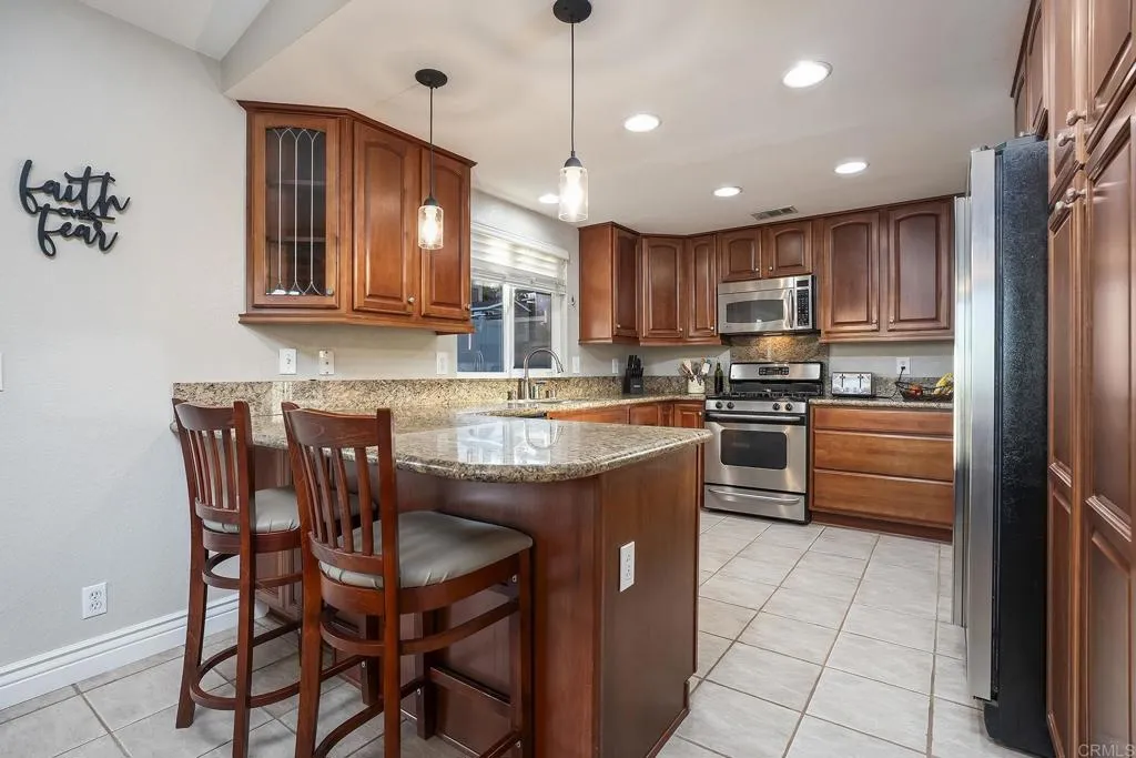https://cdn.realtyfeed.com/cdn/127/306716426/1f77c30fa03077fe98a6a10711b24c8e.webp