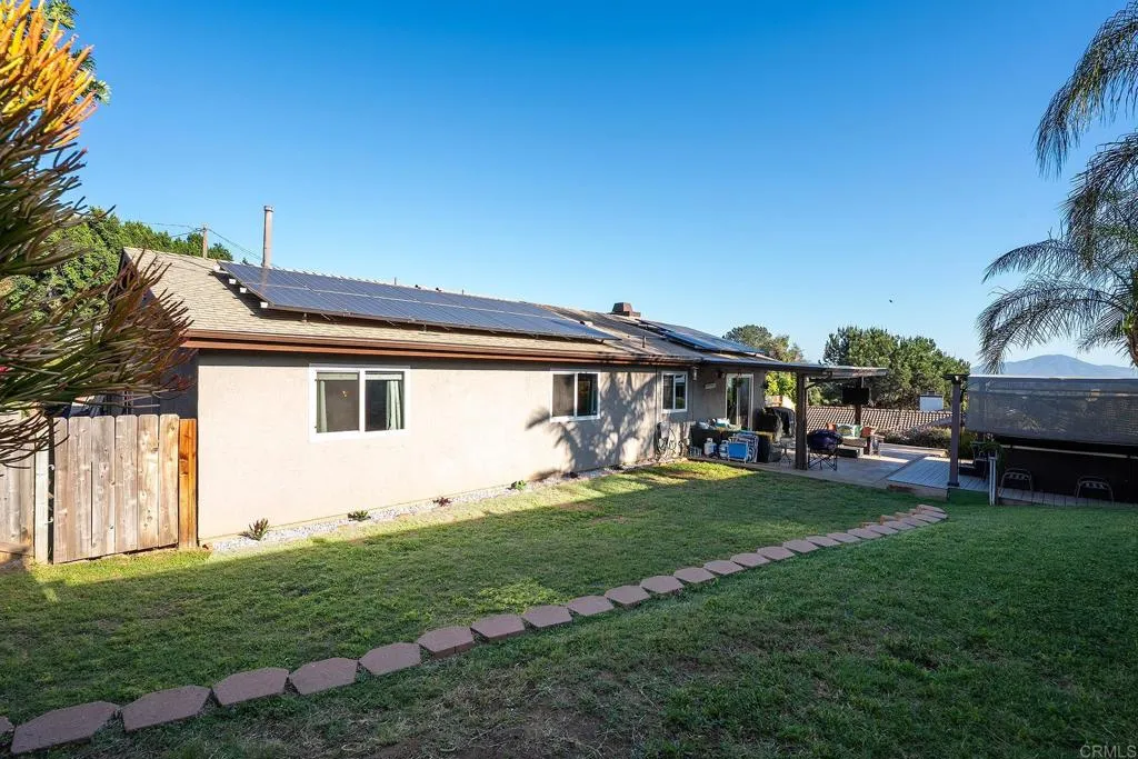https://cdn.realtyfeed.com/cdn/127/306716426/2ab109e56e94bc7d859871ae60e04458.webp