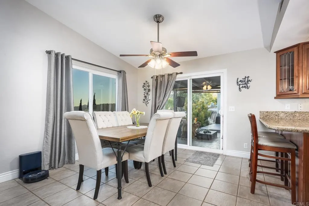 https://cdn.realtyfeed.com/cdn/127/306716426/3adf6ba1ec547f86e7597abe39dc11c6.webp