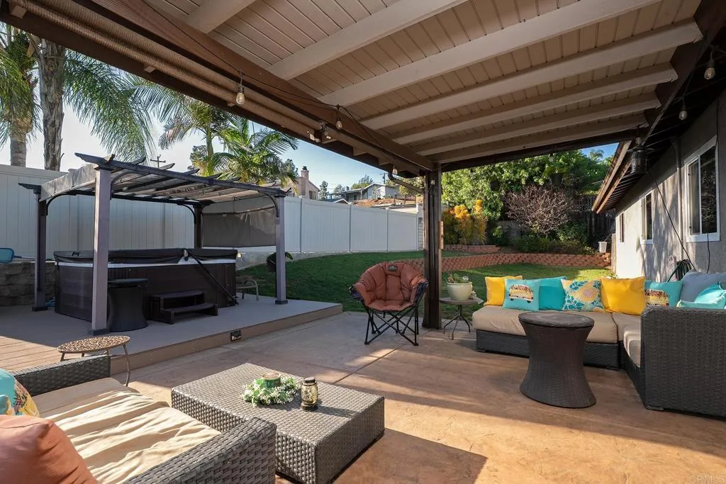 https://cdn.realtyfeed.com/cdn/127/306716426/46da1e90e2a40126951cd224897bac15.webp