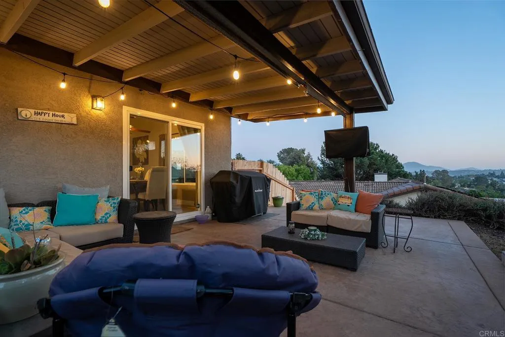 https://cdn.realtyfeed.com/cdn/127/306716426/61161235c1d364c670da4388a9bbee4c.webp