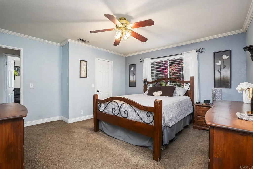 https://cdn.realtyfeed.com/cdn/127/306716426/8686a16206bf61eedc1b5ffbbc3e0a60.webp