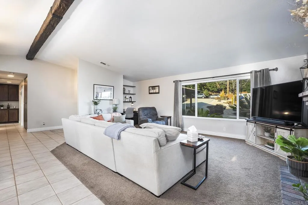 https://cdn.realtyfeed.com/cdn/127/306716426/ea42ae0ec3a1becb7b4c756906092a58.webp