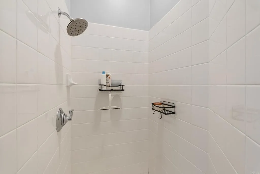 https://cdn.realtyfeed.com/cdn/127/306716433/1d3f1c2fbcaf70ac84fbc9a659a1b67c.webp