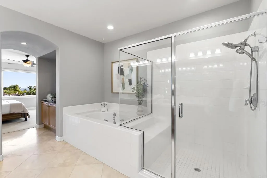 https://cdn.realtyfeed.com/cdn/127/306716433/5075370a8bba761874ebc18388ff97ef.webp