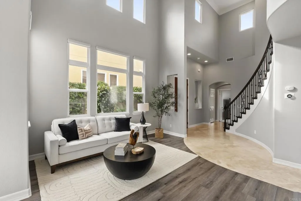 https://cdn.realtyfeed.com/cdn/127/306716433/744e80bd7bac153d09405f9da2ff33eb.webp