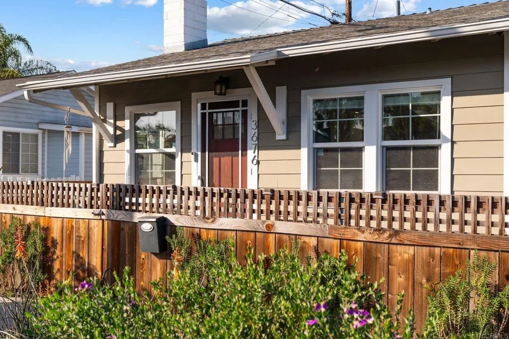 https://cdn.realtyfeed.com/cdn/127/306716452/1ec6e15eba22fa51df1ce8e3839afb08.webp