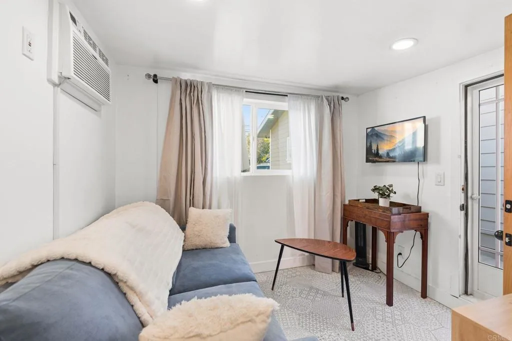 https://cdn.realtyfeed.com/cdn/127/306716452/1ef3eb112f8dab7d44e4576fd8a3374f.webp