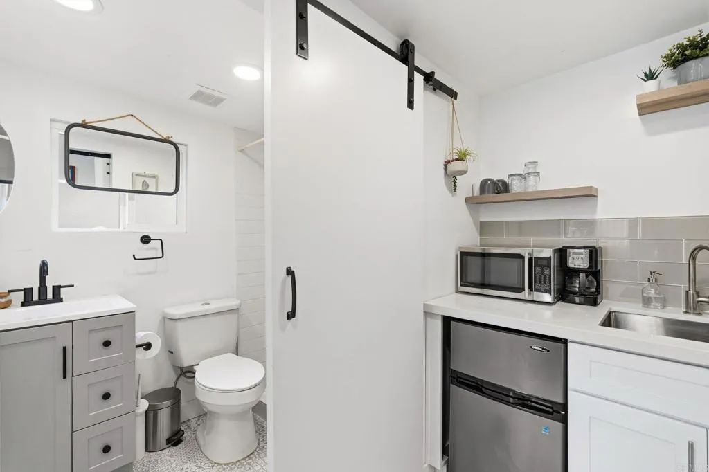 https://cdn.realtyfeed.com/cdn/127/306716452/b89674154e938aeb1087ee3ff3d4fdd6.webp