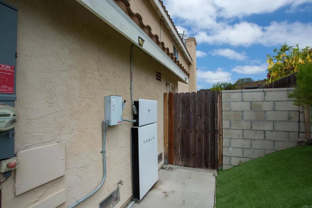https://cdn.realtyfeed.com/cdn/127/306716461/0a4304e0422160a335864bc5b9c24bca.webp