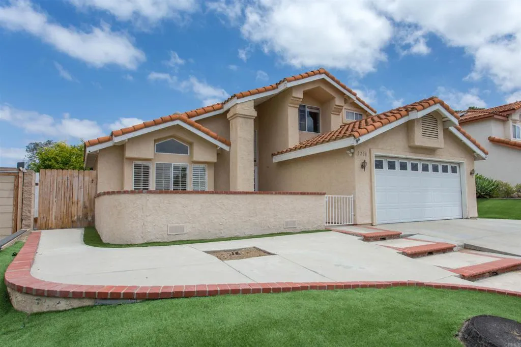 https://cdn.realtyfeed.com/cdn/127/306716461/223a729c05950331764bc446034597c2.webp