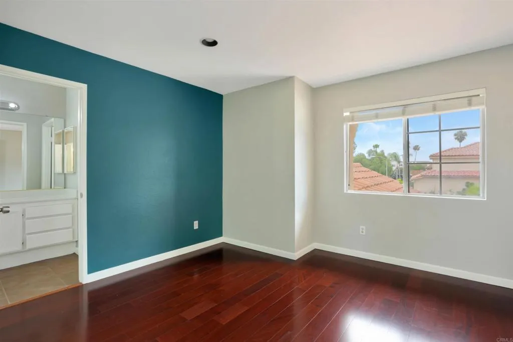 https://cdn.realtyfeed.com/cdn/127/306716461/2d4709b0fa055da7e7887e224b17ace6.webp