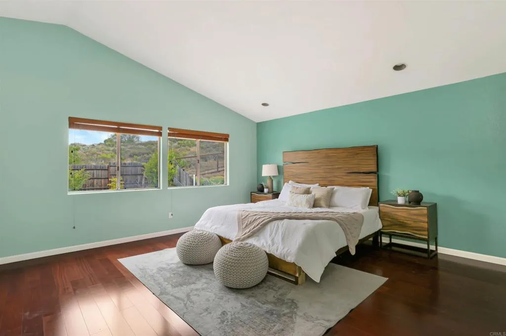 https://cdn.realtyfeed.com/cdn/127/306716461/36e85d362b77c3467bce59545aa288c7.webp
