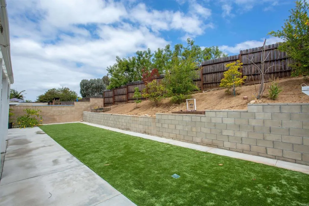 https://cdn.realtyfeed.com/cdn/127/306716461/542167d80e09fc89b2046c24c1964e2d.webp