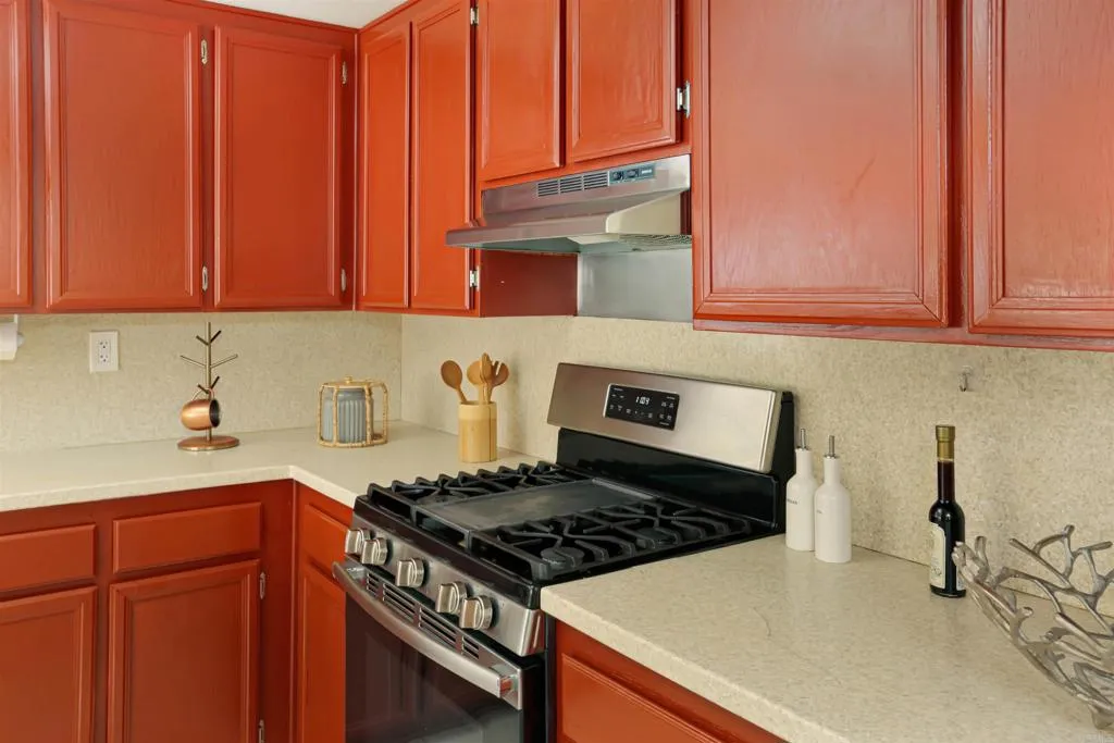 https://cdn.realtyfeed.com/cdn/127/306716461/61ee9b41cc394578fa114468c325824f.webp