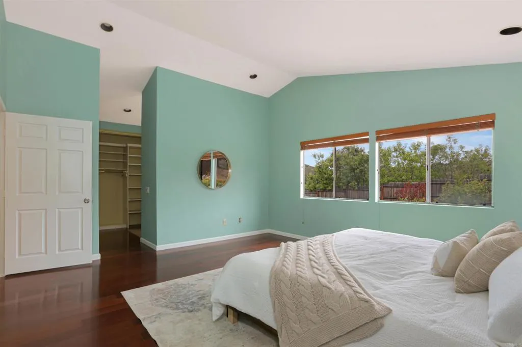 https://cdn.realtyfeed.com/cdn/127/306716461/9d5aed0102dc0307fb1a6507f5484888.webp