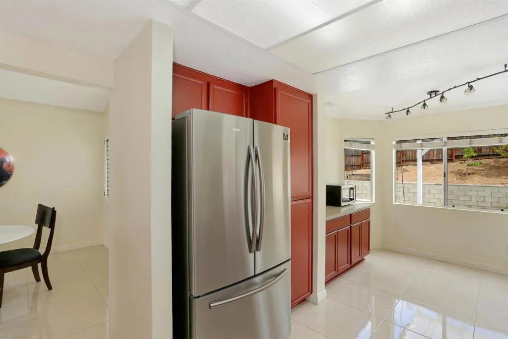 https://cdn.realtyfeed.com/cdn/127/306716461/bf53756a4d7300eb68681813588c7ee5.webp