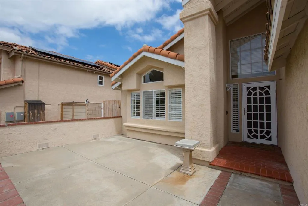 https://cdn.realtyfeed.com/cdn/127/306716461/fde97410a49b8386d451e1367160699f.webp