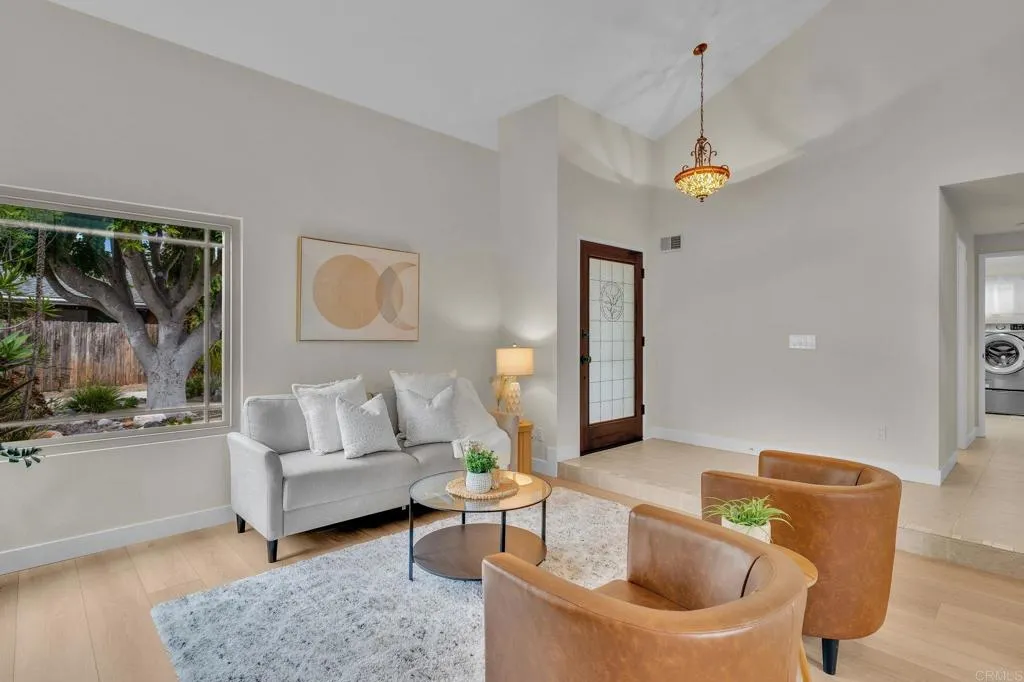 https://cdn.realtyfeed.com/cdn/127/306716498/7dccda5f080e21f72b92a315f734e5b6.webp