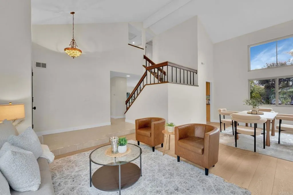 https://cdn.realtyfeed.com/cdn/127/306716498/9a877f30d7fb5878809e676bffef3a43.webp