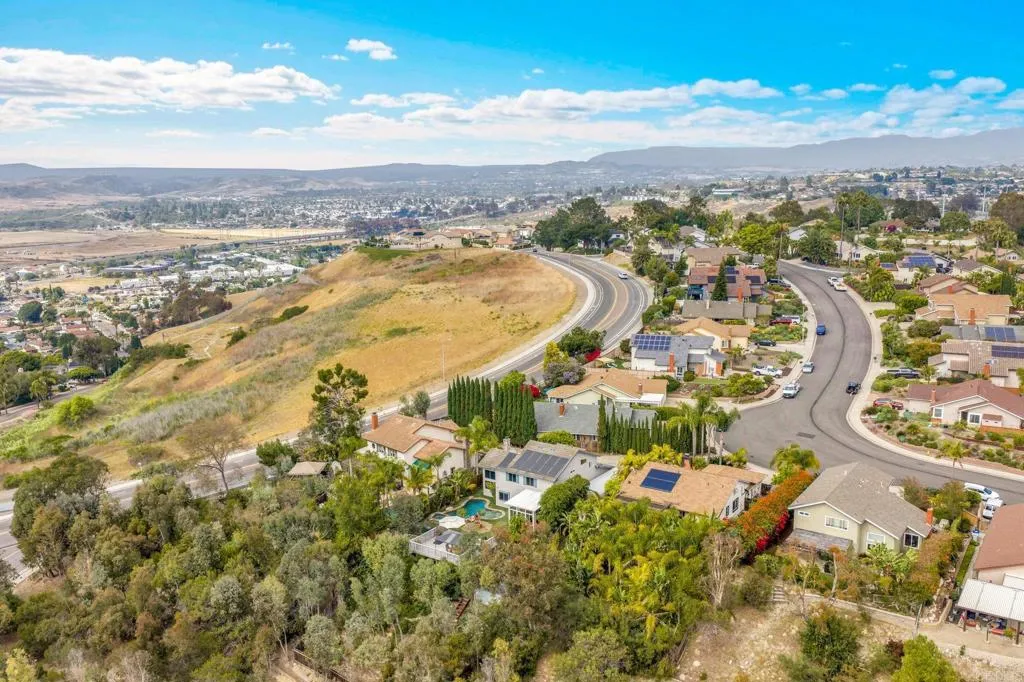 https://cdn.realtyfeed.com/cdn/127/306716498/c2c3d01462e1d3da1053df95f3b72736.webp