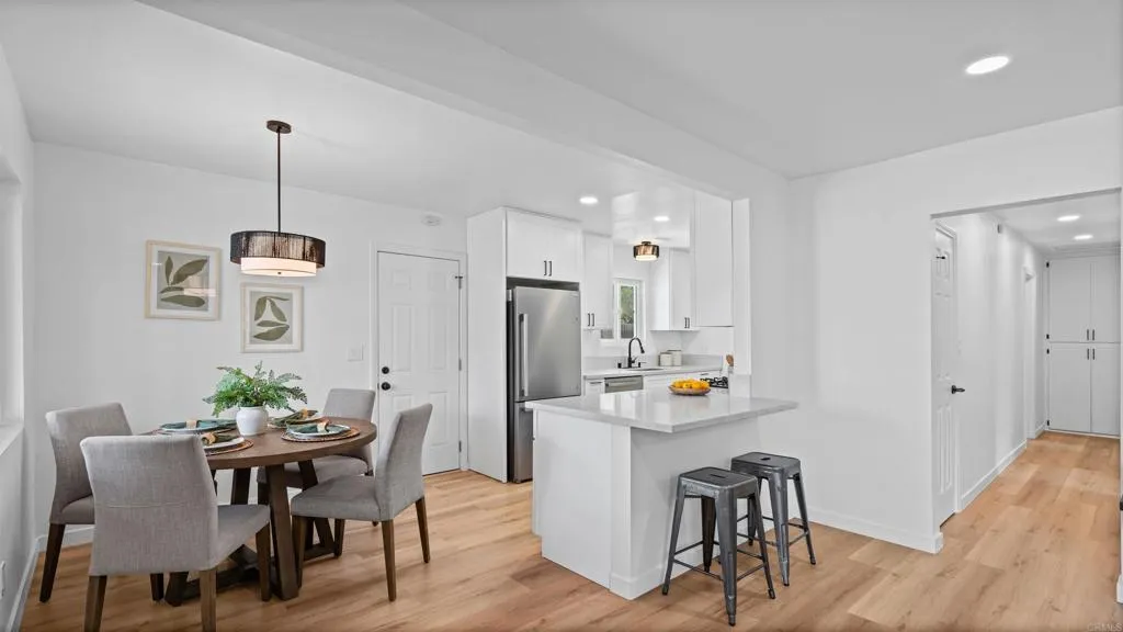 https://cdn.realtyfeed.com/cdn/127/306716547/3109bf80020d0443fed039e2f17316eb.webp