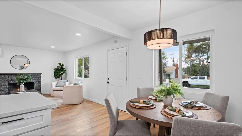 https://cdn.realtyfeed.com/cdn/127/306716547/e39eaeda88c446c01dda5f1413b46b80.webp