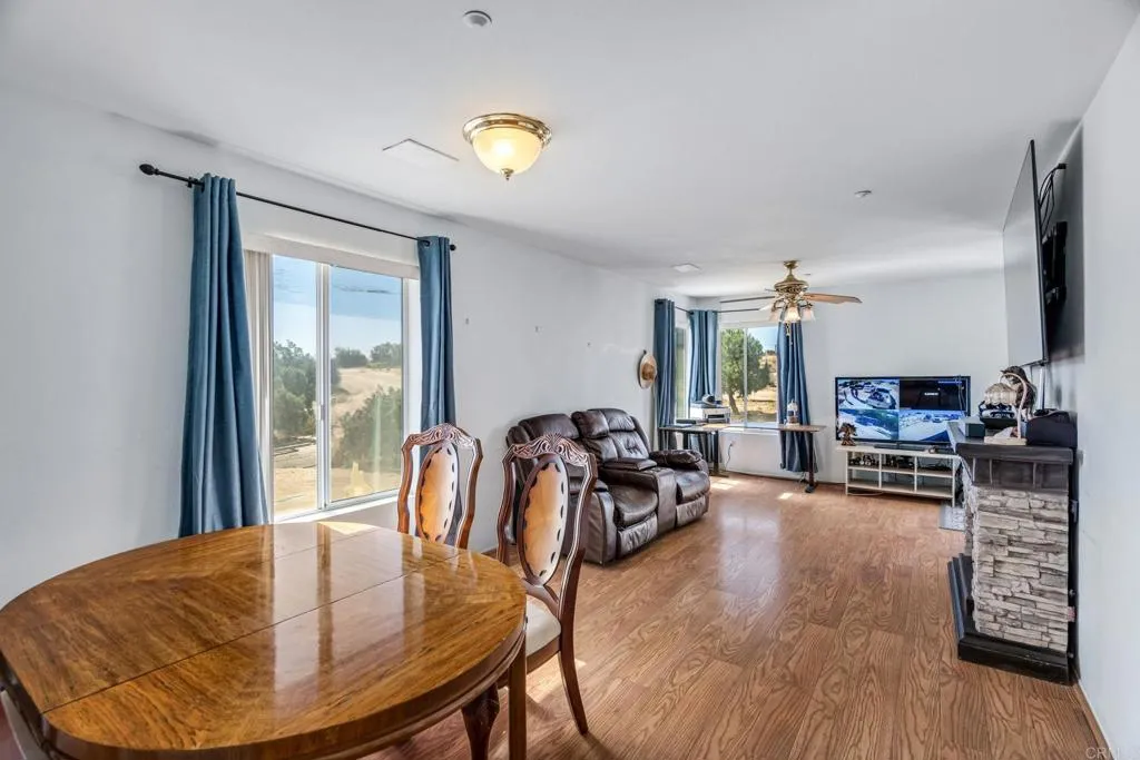 https://cdn.realtyfeed.com/cdn/127/306716550/607ee62c045a6b65406279948a6ce954.webp