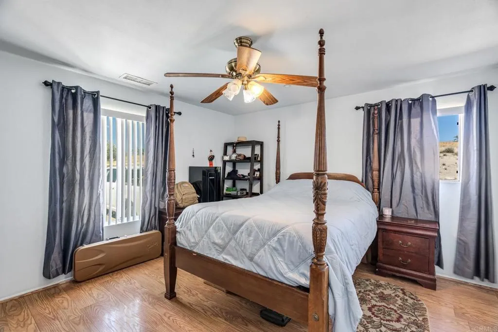 https://cdn.realtyfeed.com/cdn/127/306716550/8268ce5a27cd8e3657537fe6e4618fd8.webp