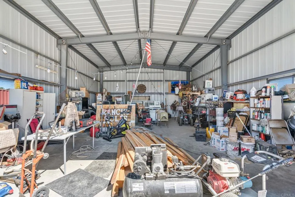 https://cdn.realtyfeed.com/cdn/127/306716550/cbf57e8b33e5b0472bd41a2a38f7bba8.webp