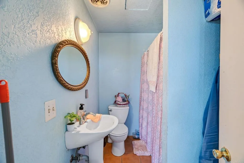 https://cdn.realtyfeed.com/cdn/127/306716550/fb58788094749cbe6daa5e7e21275538.webp