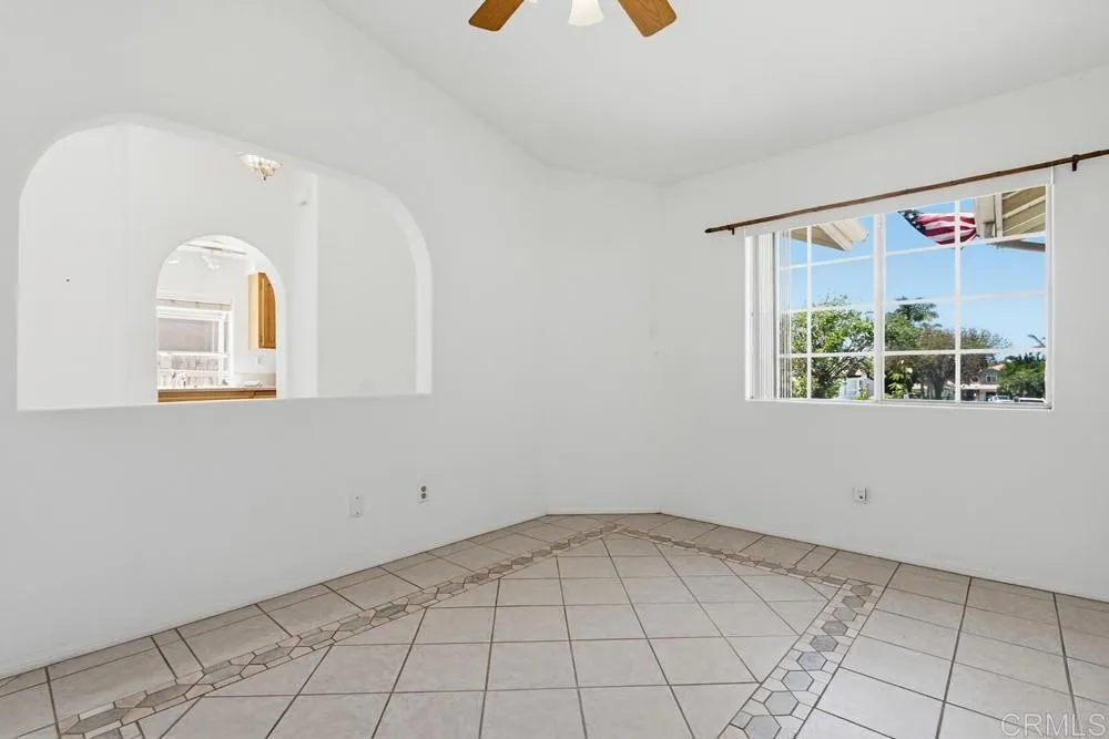 https://cdn.realtyfeed.com/cdn/127/306716604/0b1806f493a2521ee98e345651cdf9ba.webp