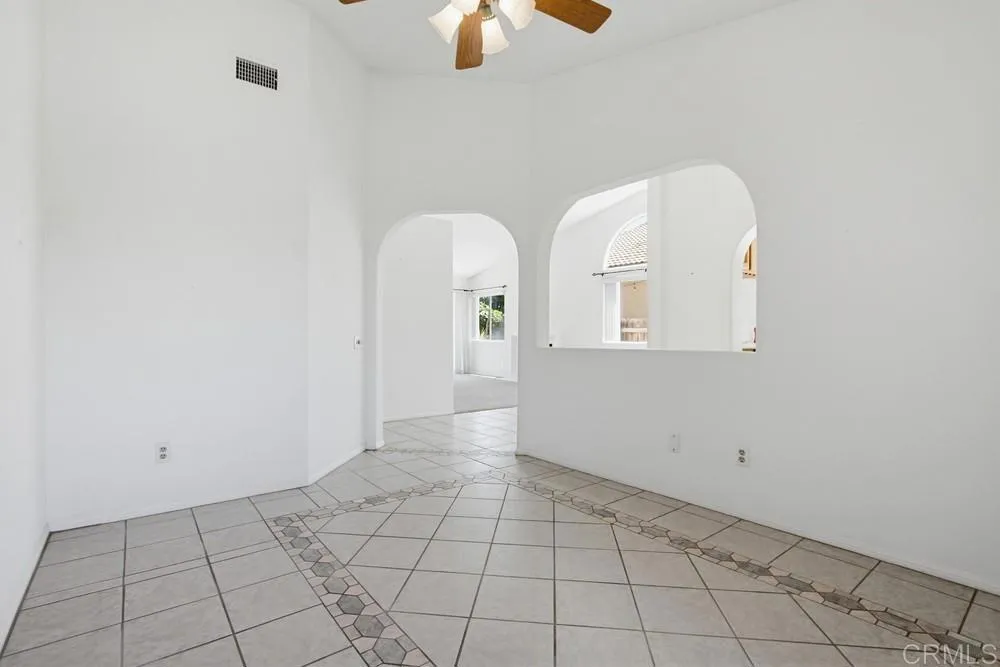 https://cdn.realtyfeed.com/cdn/127/306716604/4726c603330efc848eec90709a22e0d5.webp