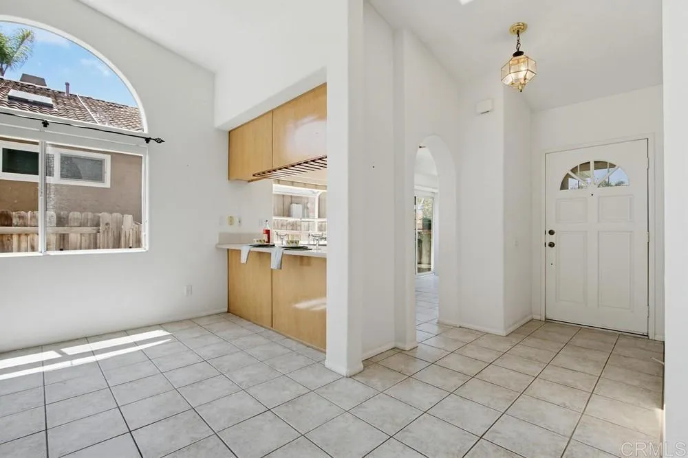 https://cdn.realtyfeed.com/cdn/127/306716604/9a84c6bf745ec1d67289453c5b85ec85.webp