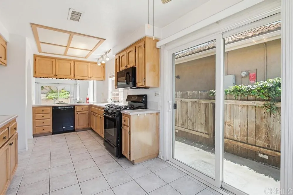 https://cdn.realtyfeed.com/cdn/127/306716604/efa7ffdf32a6a0f814bf3196e099f9bf.webp